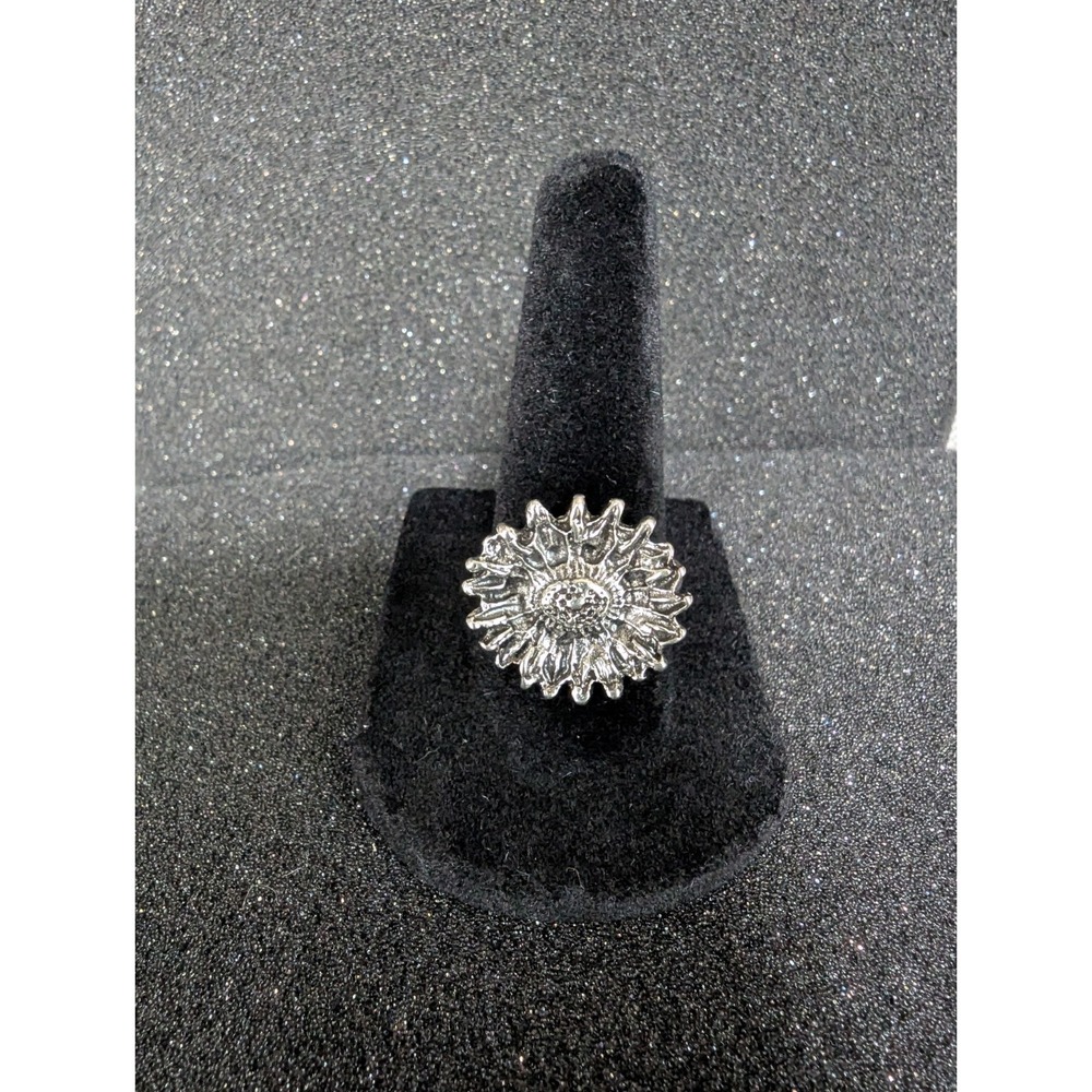Silver Tones Sunflower Ring - Size 8